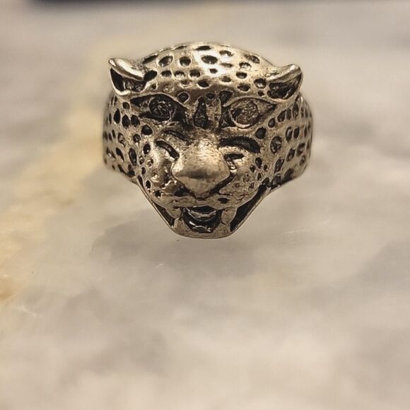 Silver Cheetah Sz 10 Jaguar Leopard Cat Goth Witchy Biker Punk Indie Moto Ring - Picture 1 of 5